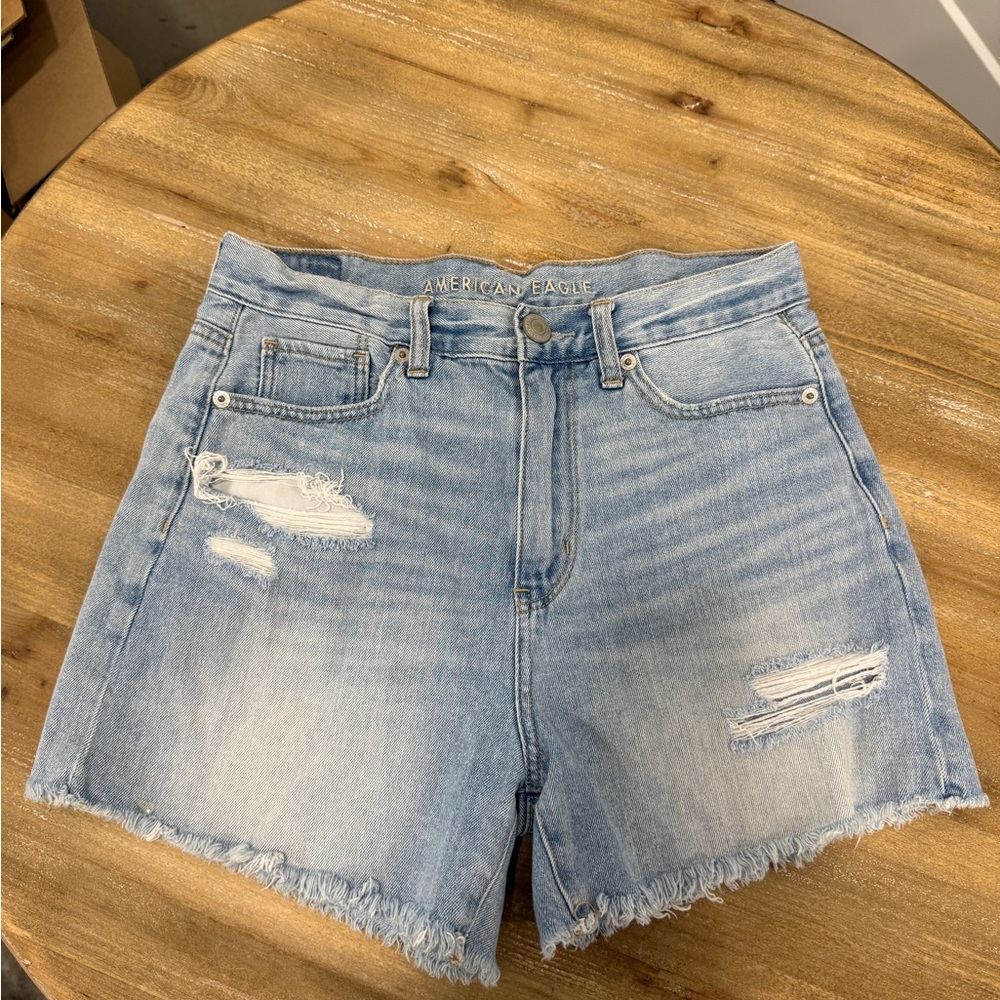 American Eagle Outfitters Women's Light Blue Denim Shorts